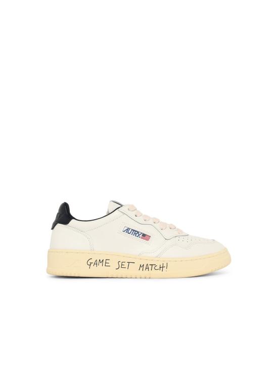 26FW 오트리 메달리스트 로우 스니커즈 AULMML02 White