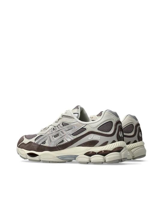 26FW 아식스 스니커즈 9683931 Brown - ASICS