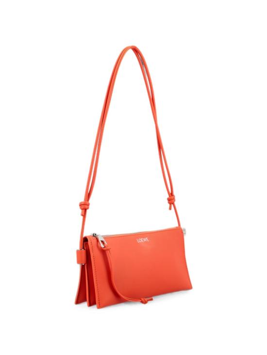 26FW 로에베 나파 카프스킨 조야 파우치 나파 카프스킨 조야 파우치 C630R10 X035557 - LOEWE