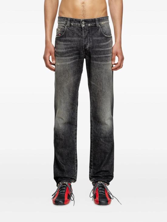 25FW 디젤 스트레이트 팬츠 A1579709M54 02 BLACK - DIESEL