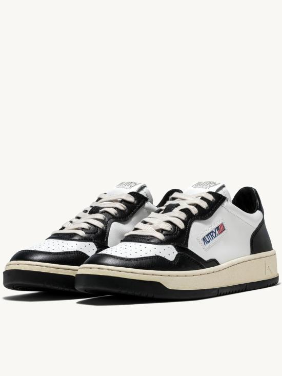 26FW 오트리 메달리스트 로우 레더 스니커즈 AULWWB01 WHT WHITE - AUTRY