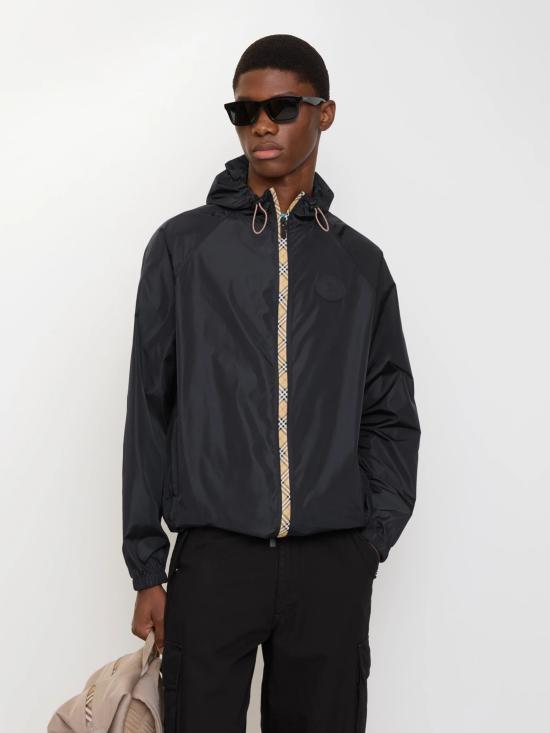 26FW 버버리 체크 테이프 나일론 후드 자켓 8120370A1222 NAVY - BURBERRY