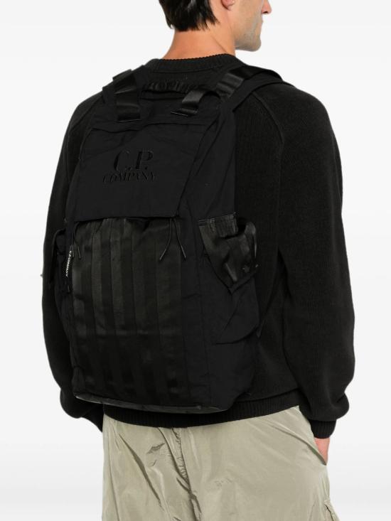 26FW 씨피 컴퍼니 백팩 21CMAC133A005349M 999 BLACK - C.P. COMPANY