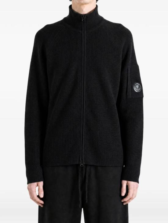 26FW 씨피 컴퍼니 스웨터 21CMKN058A 110754A 999 Black - C.P. COMPANY