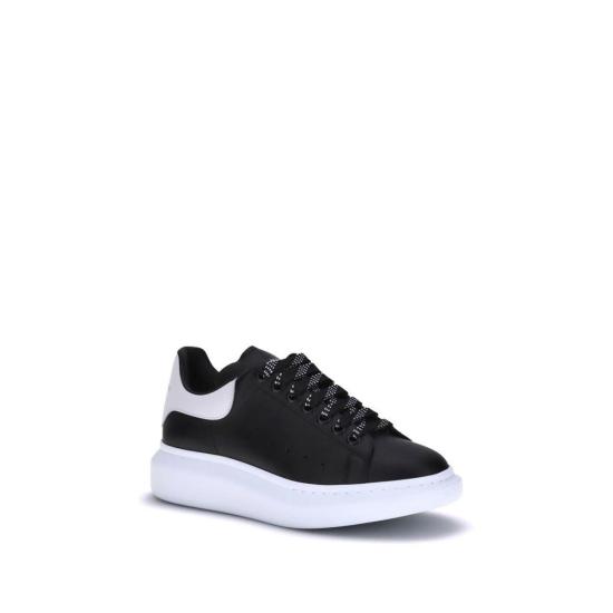  알렉산더 맥퀸 스니커즈 송아지 가죽 보스 타우러스 플랫폼  블랙 - ALEXANDER MCQUEEN