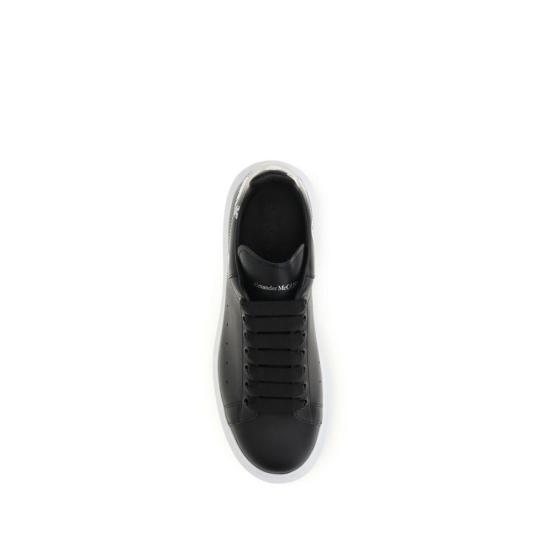 26FW 알렉산더 맥퀸 스니커즈 카프 레더 보스 타우러스 청키  블랙 - ALEXANDER MCQUEEN