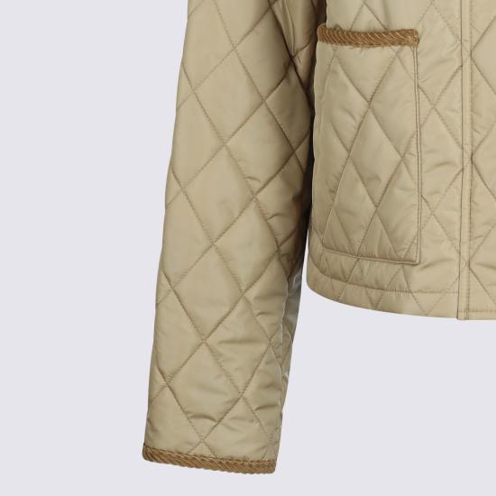 26FW 버버리 크롭 퀄티드 나일론 자켓 8107466 C1544 FLAX SAND IP CHECK - BURBERRY