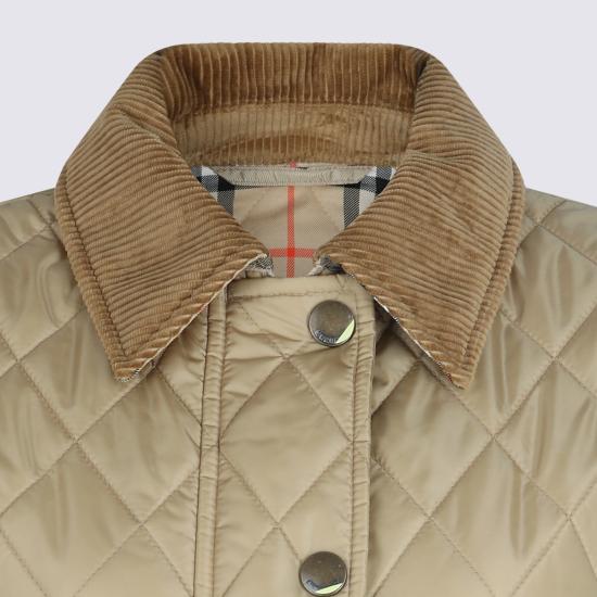 26FW 버버리 크롭 퀄티드 나일론 자켓 8107466 C1544 FLAX SAND IP CHECK - BURBERRY
