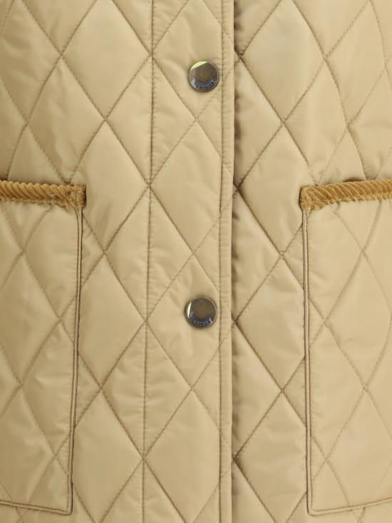 26FW 버버리 퀄티드 나일론 자켓 8107511 C1544 FLAX SAND IP CHECK - BURBERRY
