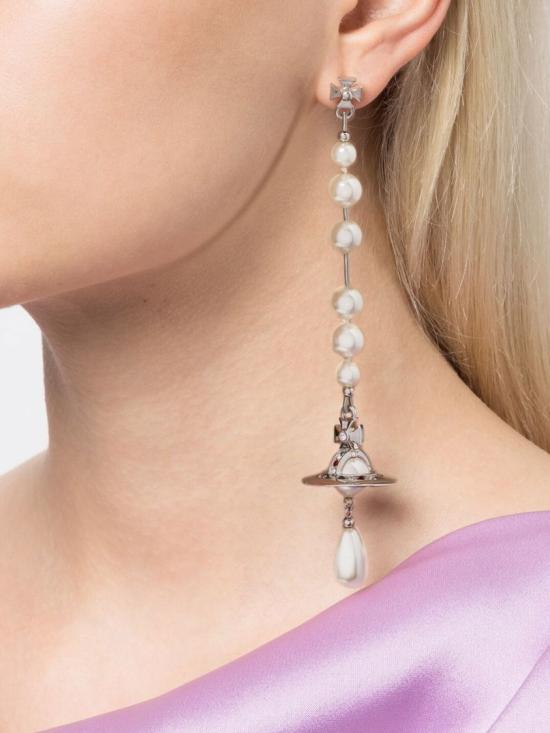 26SS 비비안웨스트우드 브로큰 펄 드롭 귀걸이 브로큰 펄 드롭 귀걸이 62030002 P128 Silver - VIVIENNE WESTWOOD