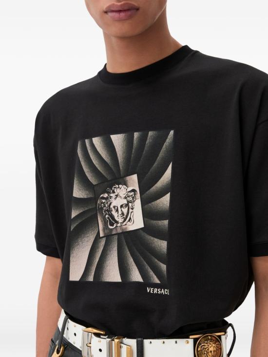 26FW 베르사체 반팔 티셔츠 10260931A18734 1B000 Black - VERSACE