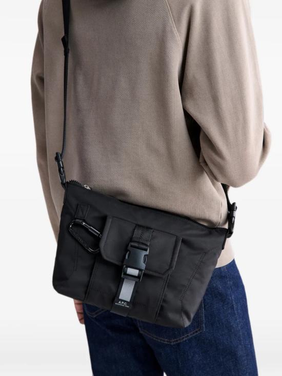 26FW 아페쎄 숄더백 PAAGEH61734 LZZ Nero - A.P.C.