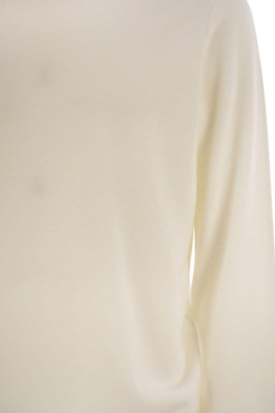 25FW 브루넬로 쿠치넬리 캐시미어 터틀넥 M2200103CO312 WHITE - BRUNELLO CUCINELLI