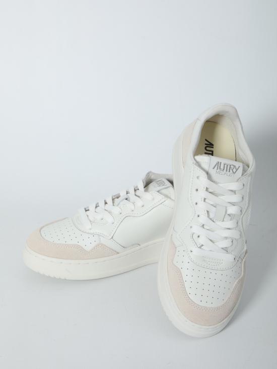 26FW 오트리 메달리스트 로우 스니커즈 AULMLS30 White - AUTRY