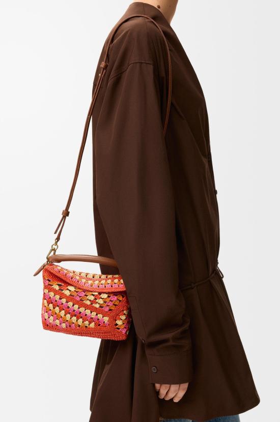 26SS 로에베 미니 퍼즐 엣지 백 A510P88X61 0520 BRIGHT ORANGEPINK 0520 BRIGHT ORANGE PINK - LOEWE