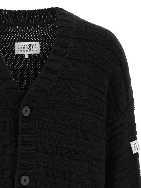  MM6 메종마르지엘라 가디건 Mm6 메종 마르지엘라 버진 울 디스트레스드  블랙 - MM6 MAISON MARGIELA