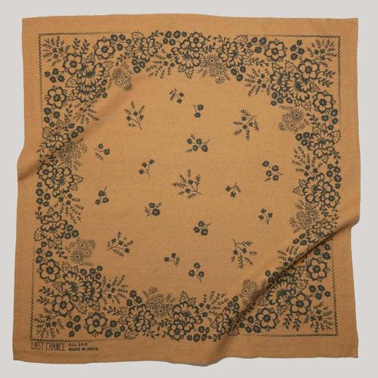  라스트 찬스 텍스타일스 머플러/스카프 라스트 찬스 텍스타일 염색 실크 반다나 - LAST CHANCE TEXTILES