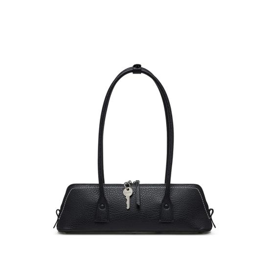 26FW 마르지엘라 숄더백 P8833 SB1ZH0007 T8013 BLACK - MAISON MARGIELA