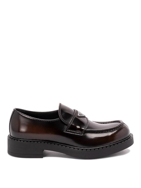 25FW 프라다 초콜릿 브러쉬드 레더 로퍼 2DE127055FG000F0038 DARK BROWN