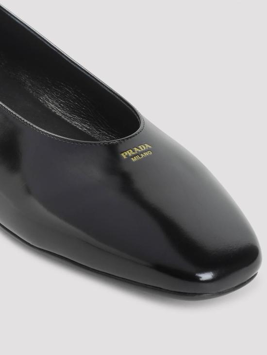 26FW 프라다 브러쉬드 레더 발레리나 1F522OF005055F0002 BLACK - PRADA