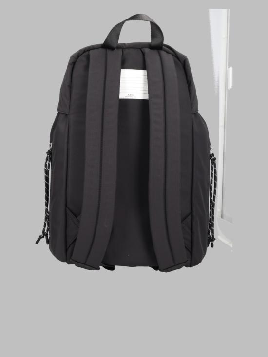 26FW 아페쎄 로고 프린트 버클 플랩 백팩 PAAGE H62631 LZZ BLACK - A.P.C.