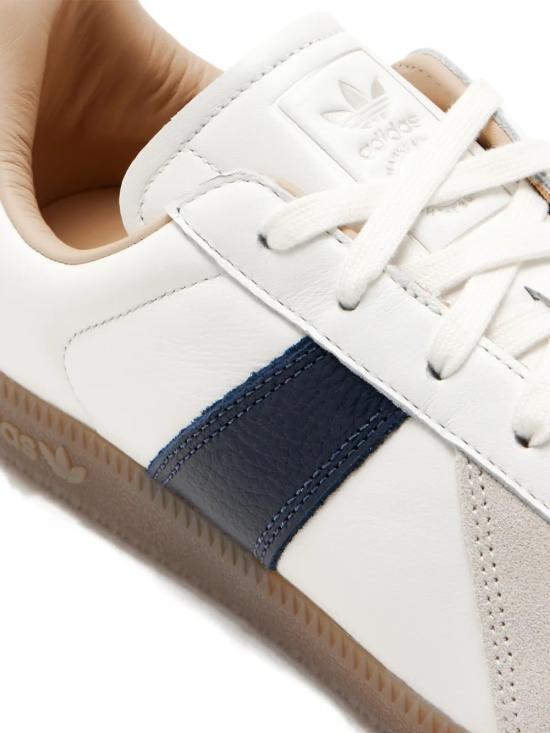 26FW 아디다스 스니커즈 HQ9234 WHITE - ADIDAS