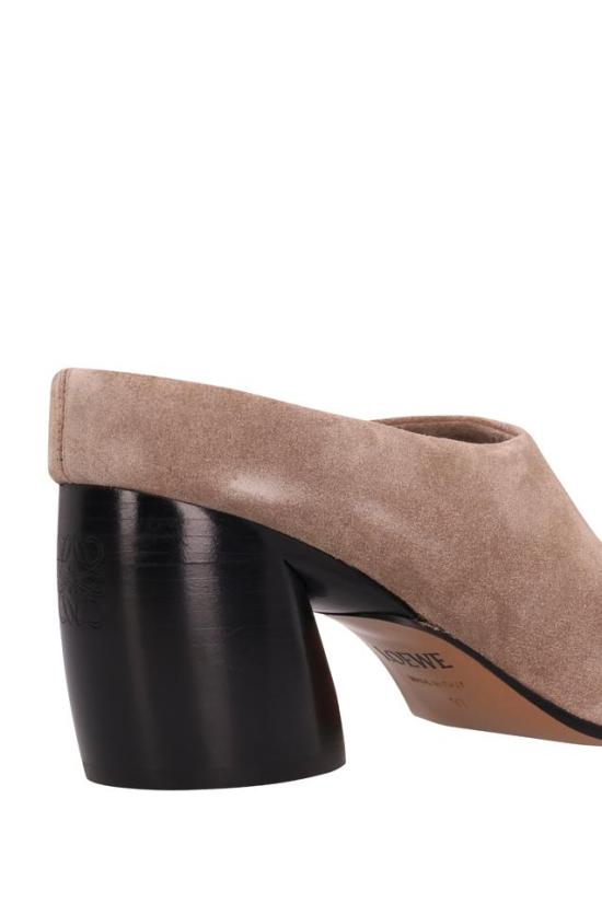 26FW 로에베 오벌 스웨이드 카프스킨 뮬 L814379X74 - LOEWE
