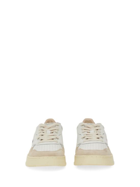 26FW 오트리 메달리스트 로우 스니커즈 AULM LS43 WHITE - AUTRY