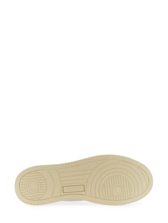 26FW 오트리 메달리스트 로우 스니커즈 AULM LL22 WHITE - AUTRY