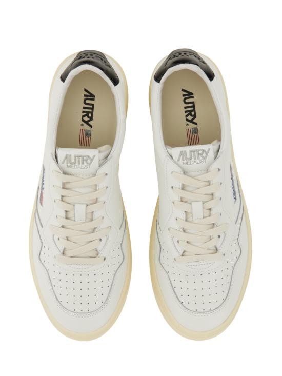 26FW 오트리 메달리스트 로우 스니커즈 AULM LL22 WHITE - AUTRY