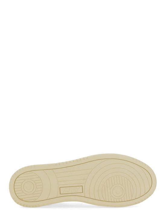 26FW 오트리 메달리스트 로우 스니커즈 AULM LS21 WHITE - AUTRY