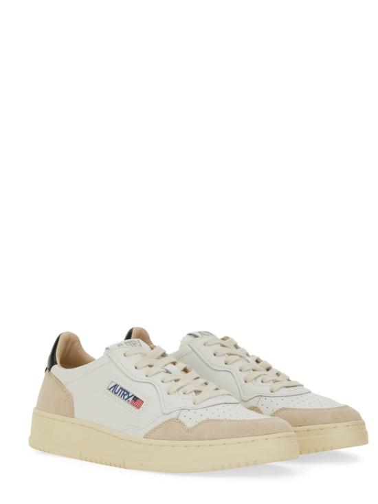 26FW 오트리 메달리스트 로우 스니커즈 AULM LS21 WHITE - AUTRY