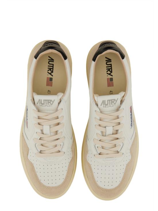 26FW 오트리 메달리스트 로우 스니커즈 AULM LS21 WHITE - AUTRY