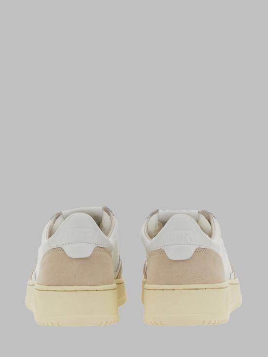 26FW 오트리 메달리스트 로우 스니커즈 AULM LS33 WHITE