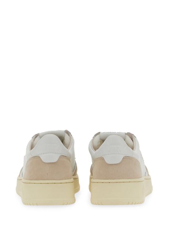 26FW 오트리 메달리스트 로우 스니커즈 AULM LS33 WHITE - AUTRY