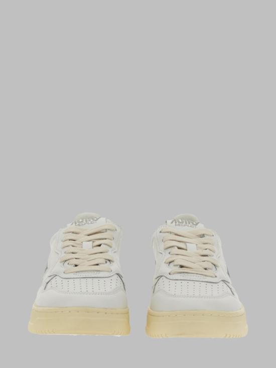 26FW 오트리 메달리스트 로우 레더 스니커즈 AULW LL16 WHITE - AUTRY