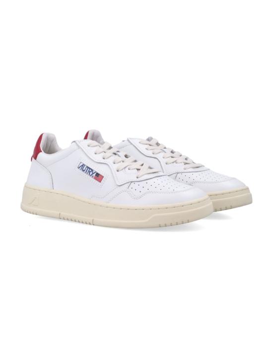 26FW 오트리 메달리스트 로우 레더 스니커즈 AULWLL33WC White - AUTRY