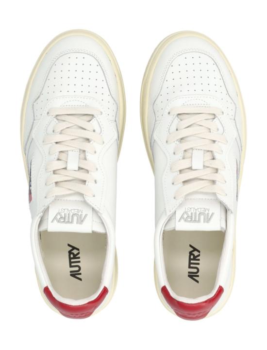 26FW 오트리 메달리스트 로우 레더 스니커즈 AULWLL33WC White - AUTRY
