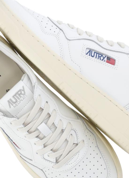 26FW 오트리 메달리스트 로우 스니커즈 AULM LL27WHT FEATHER White - AUTRY