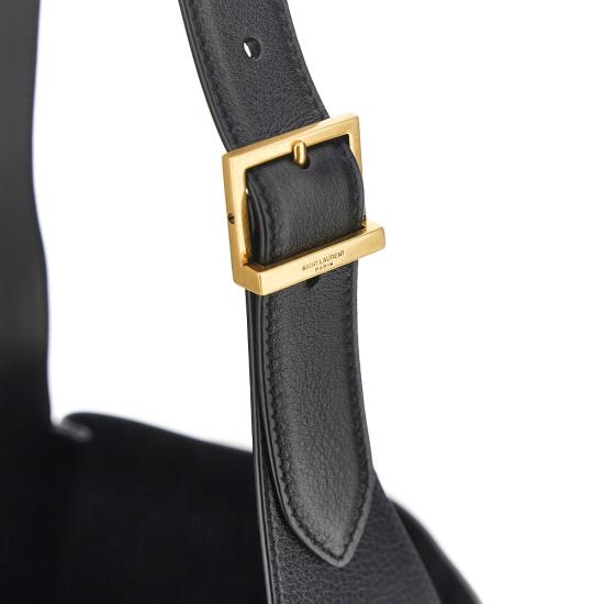 26FW 생로랑 LE 5 A 7 서플 그레인드 레더 스몰백 850533AAAUQ Black - SAINT LAURENT