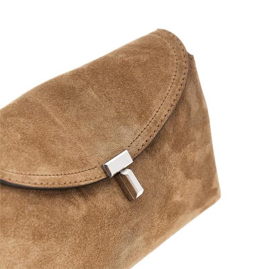 26FW 토템 T락 스웨이드 클러치 241 WAL944 LE0004 Beige - TOTEME