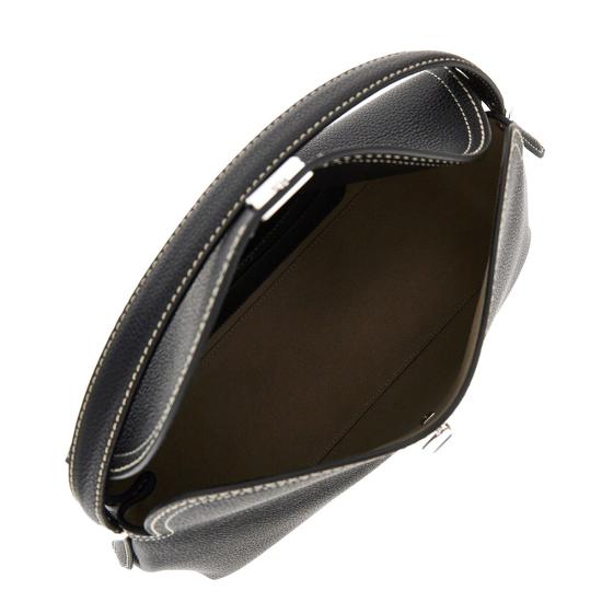 26FW 토템 T락 탑 핸들 백 234 WLGBG427 LE0030 Black - TOTEME