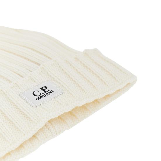 26FW 씨피 컴퍼니 비니 RFCMAC738A005509A White - C.P. COMPANY