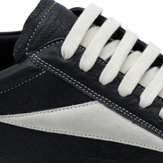 26FW 릭 오웬스 스니커즈 RU02F4897 LBBLVS911 BLACK WHITE - RICK OWENS