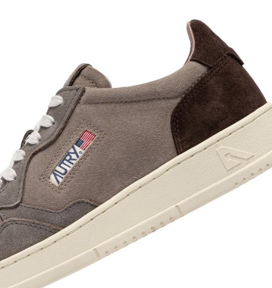 26FW 오트리 메달리스트 로우 스니커즈 AULMTS41 TAUPE COTTO - AUTRY