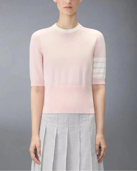  톰브라운 반팔 티셔츠 톰 브라운 저지 헥터 인타르시아 4바 티셔츠 핑크 - THOM BROWNE