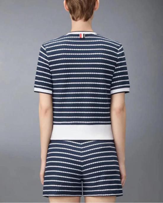  톰브라운 반팔 티셔츠 톰 브라운 스트라이프 허니콤 립 티셔츠 블루 - THOM BROWNE