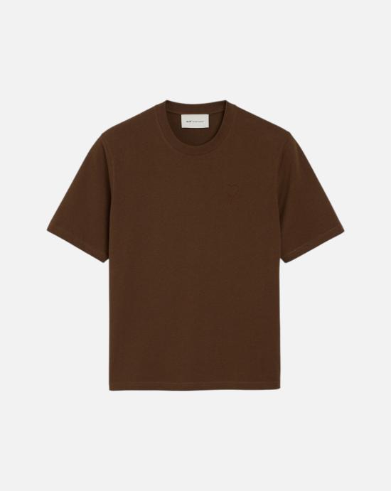  아미 화이트 코튼 드 하트 엠보스 티셔츠 UTS357 726 2221 CHOCOLATE BROWN
