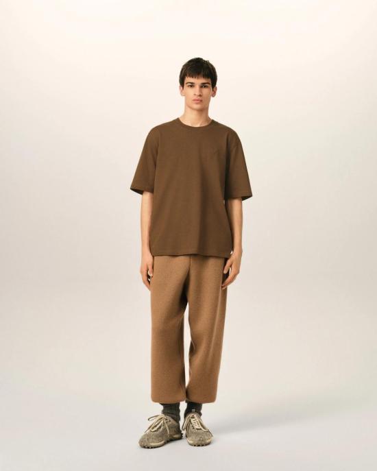  아미 화이트 코튼 드 하트 엠보스 티셔츠 UTS357 726 2221 CHOCOLATE BROWN - AMI