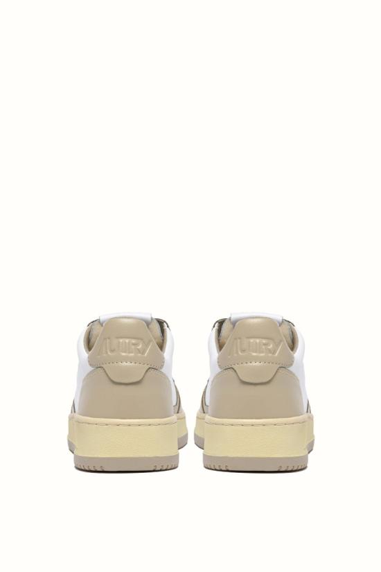 25FW 오트리 메달리스트 로우 레더 스니커즈 AULW WB60WHT TIDFOAM White - AUTRY